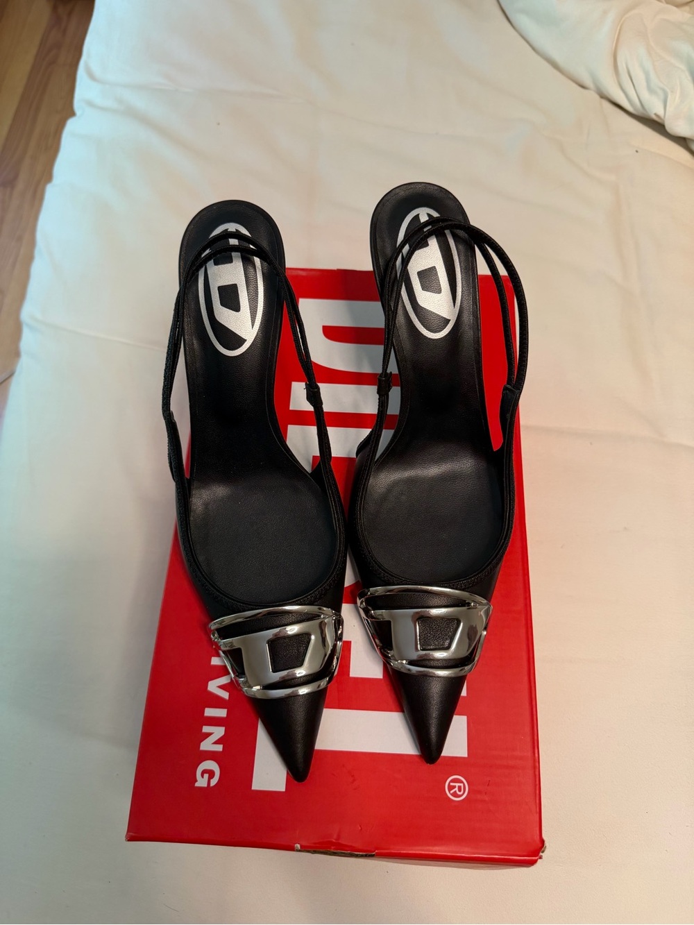 Diesel Women Shoes Box - Red